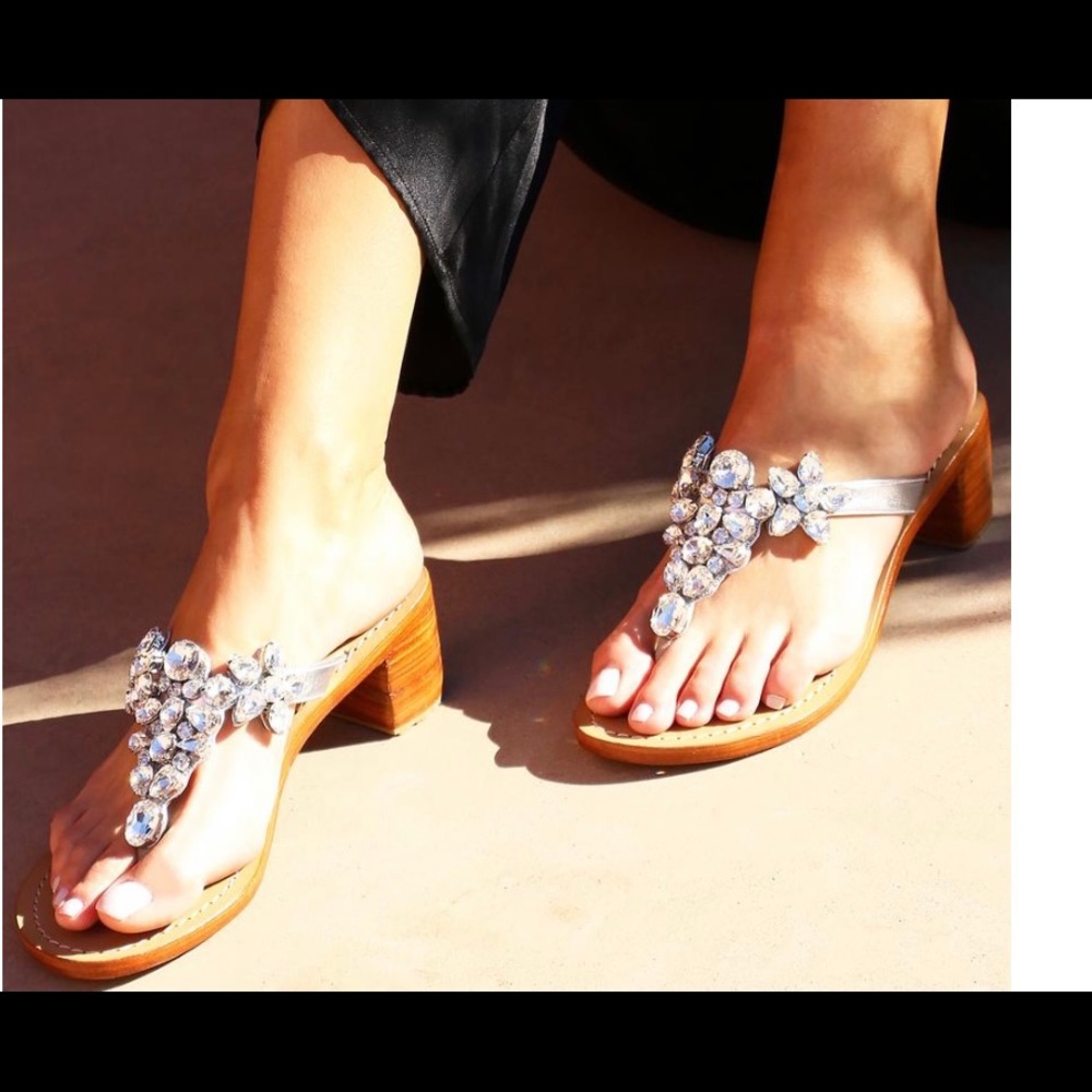 Mystique “Dallas” heeled sandal size 6